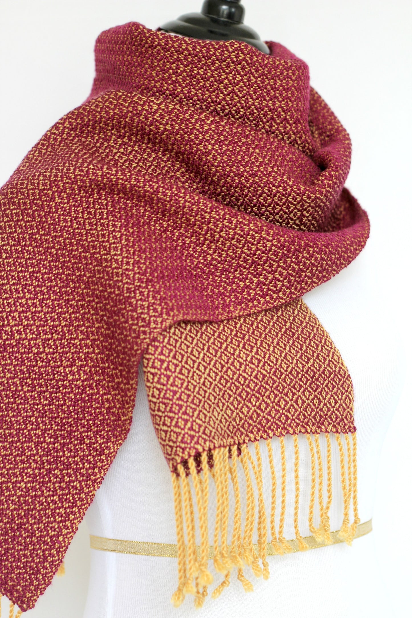 Woven scarf in mustard and purple colors in merino wool and tencel
