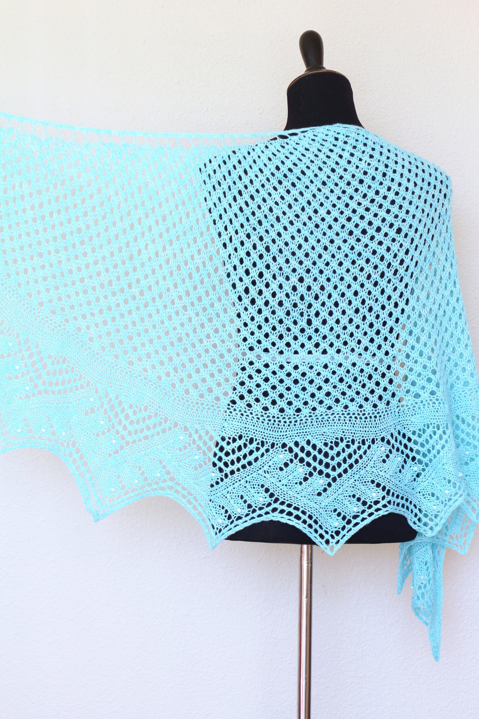 Handknit shawl, knitted shawl, shawl with beads, lace shawl, shawl with pearls