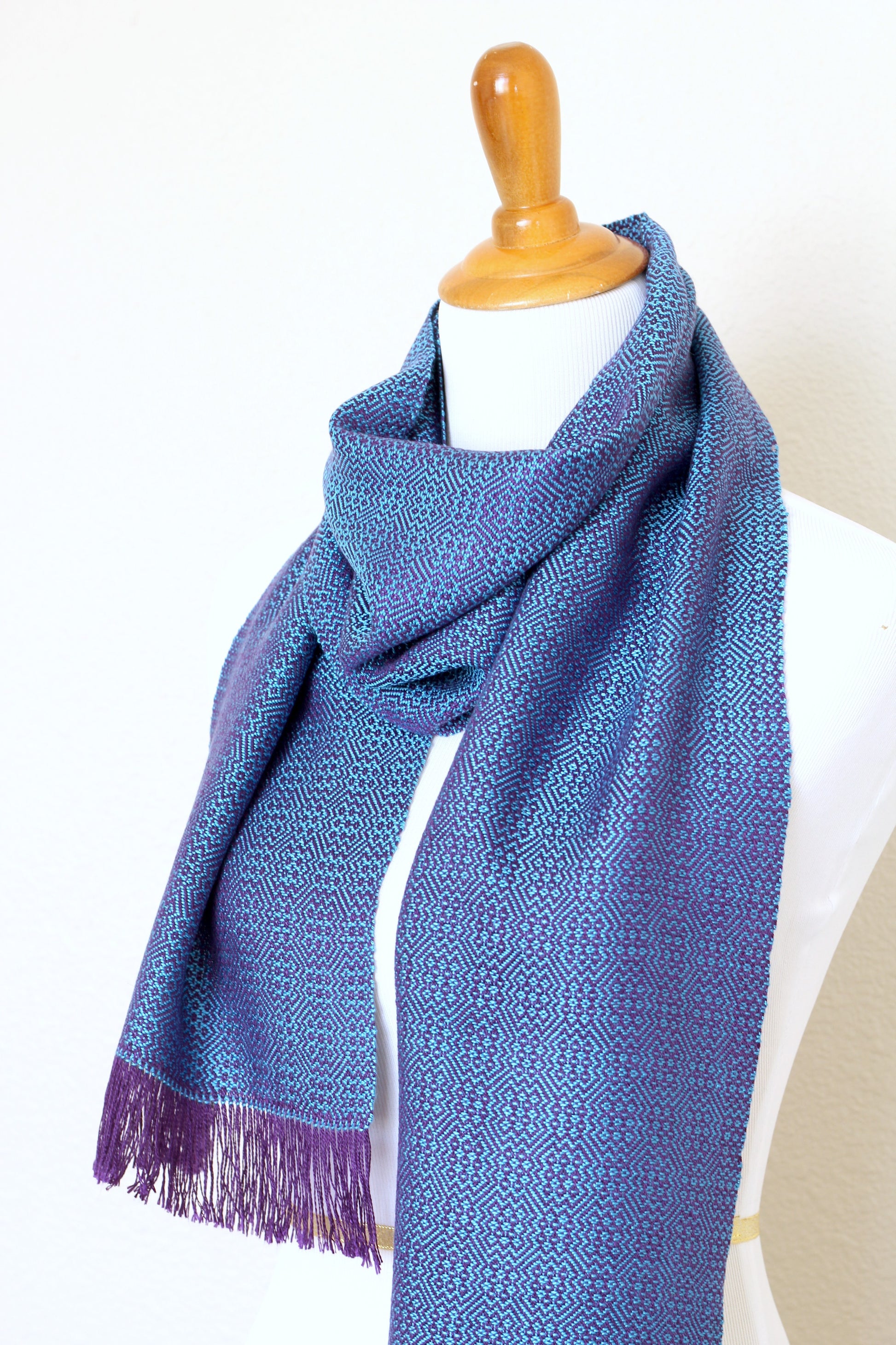 Woven scarf in blue and purple color, eucalyptus scarf with fringe