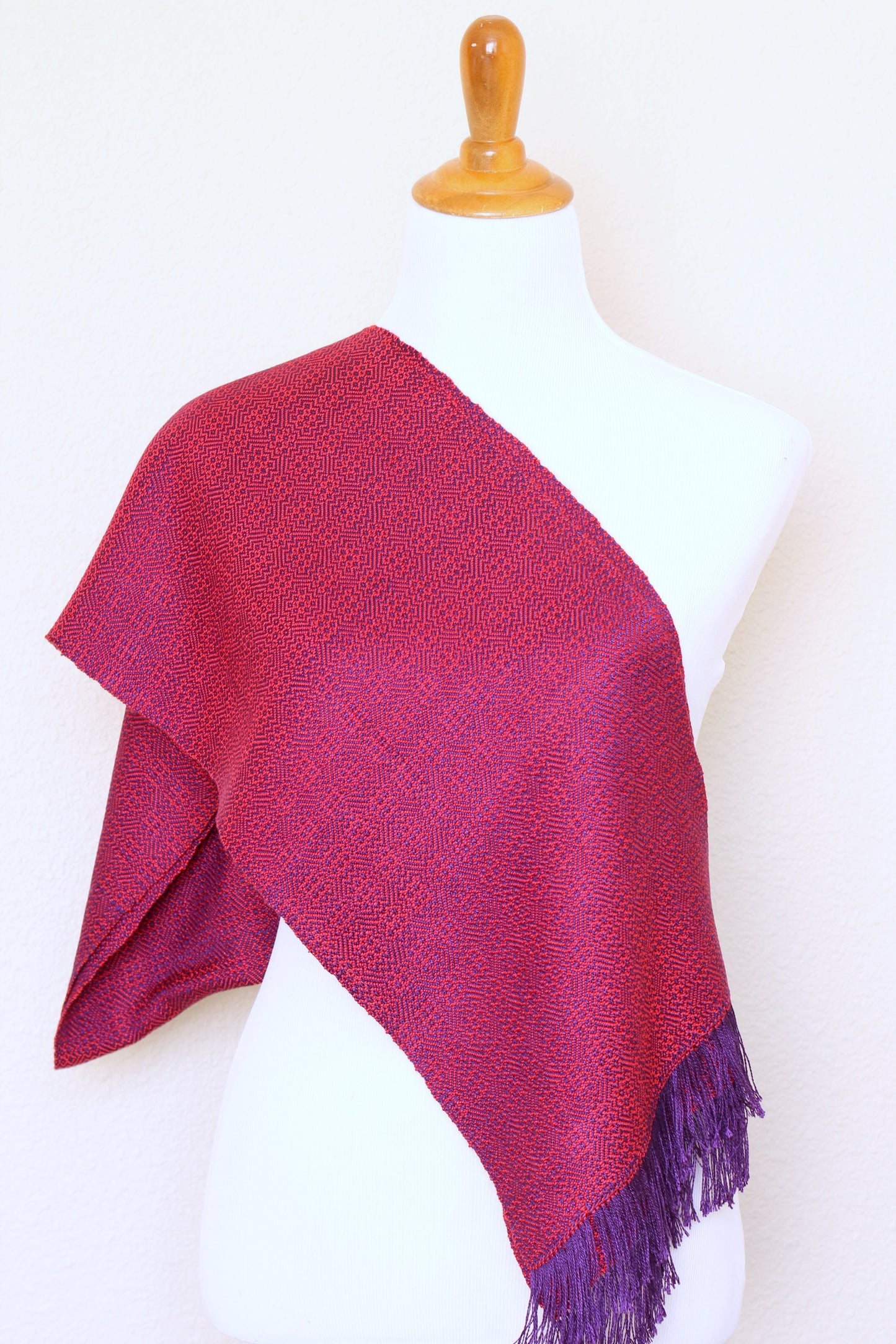 Woven scarf in red and purple color, eucalyptus scarf with fringe