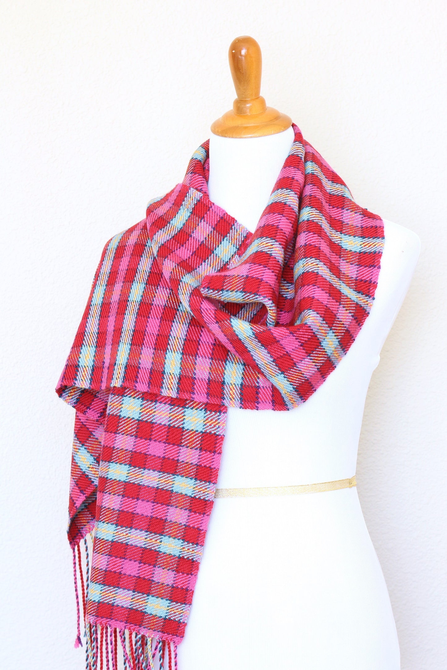 Woven tartan scarf in pink fuchsia and blue colors, long scarf with fringe