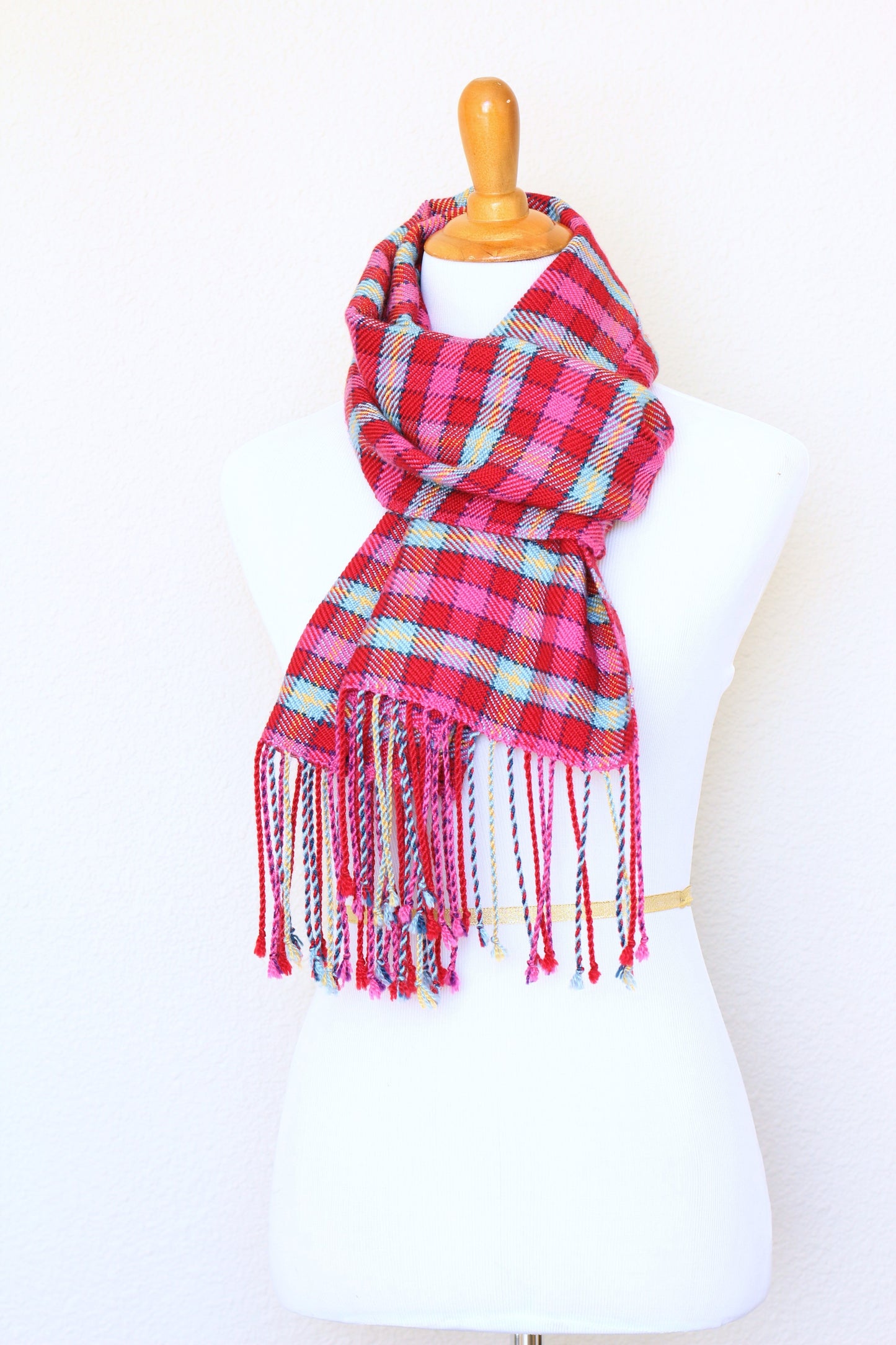 Woven tartan scarf in pink fuchsia and blue colors, long scarf with fringe