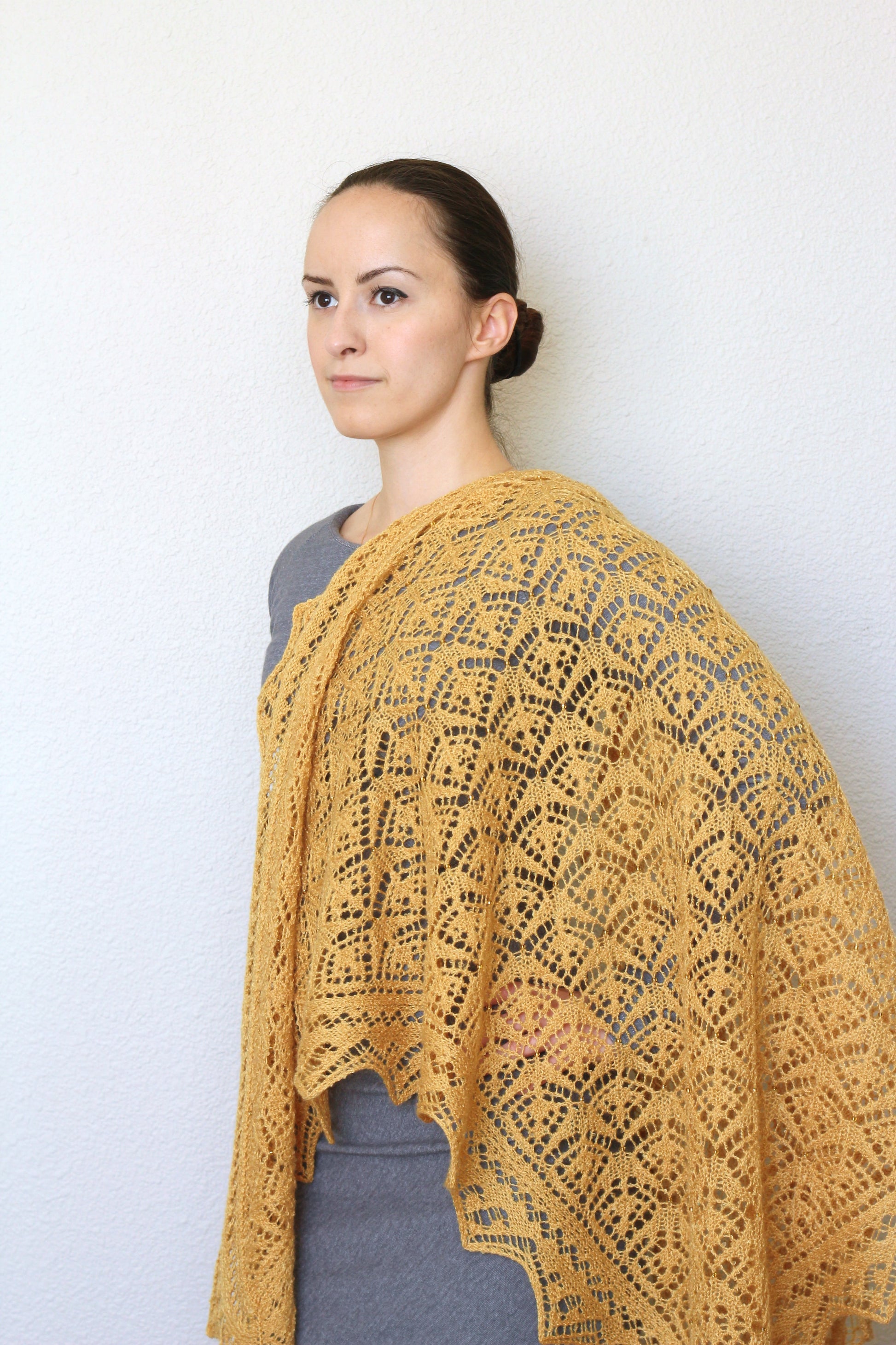 Knit shawl, wedding shawl in mustard yellow color, bridesmaids shawl, bridal shawl