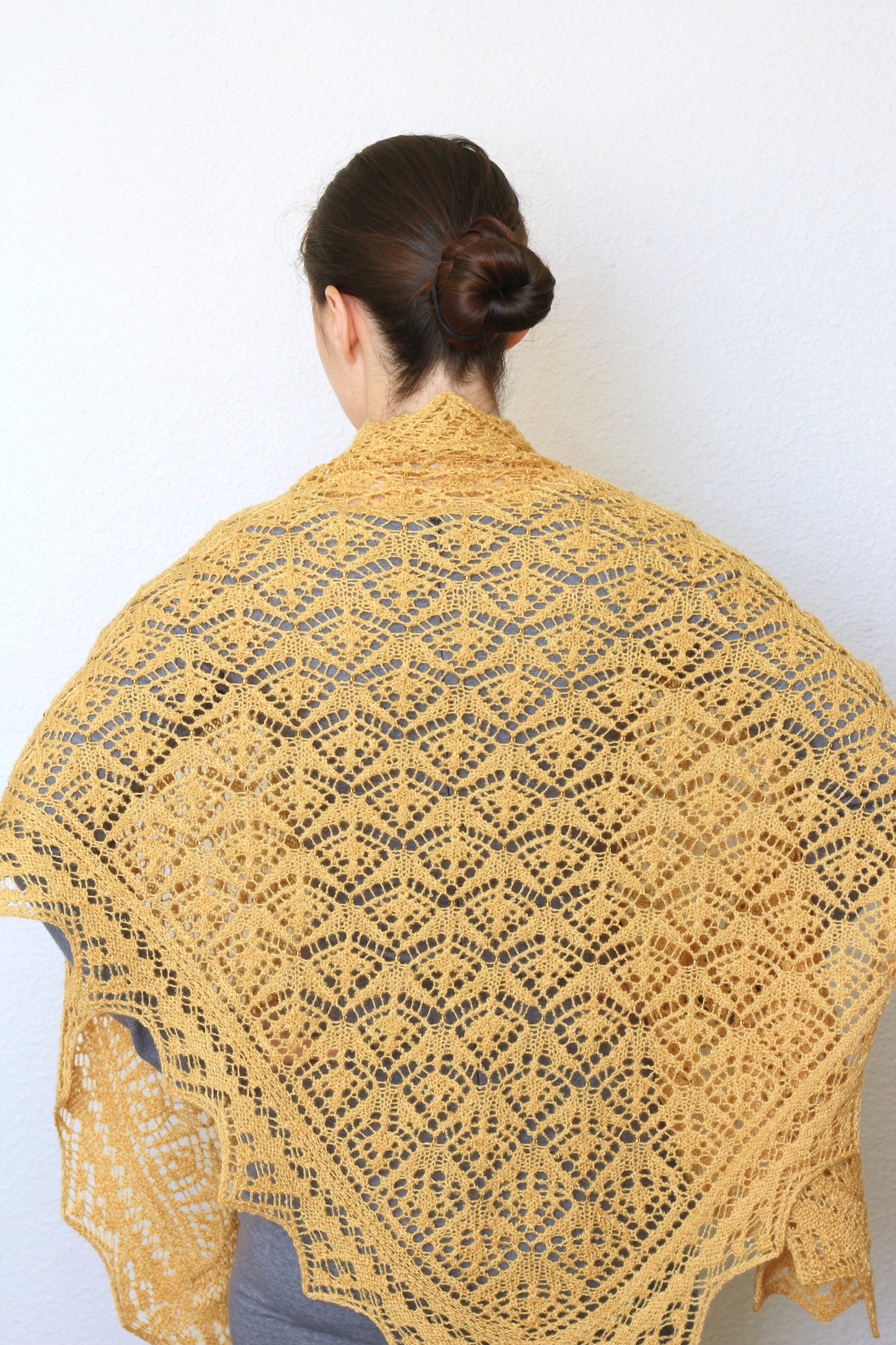 Knit shawl, wedding shawl in mustard yellow color, bridesmaids shawl, bridal shawl