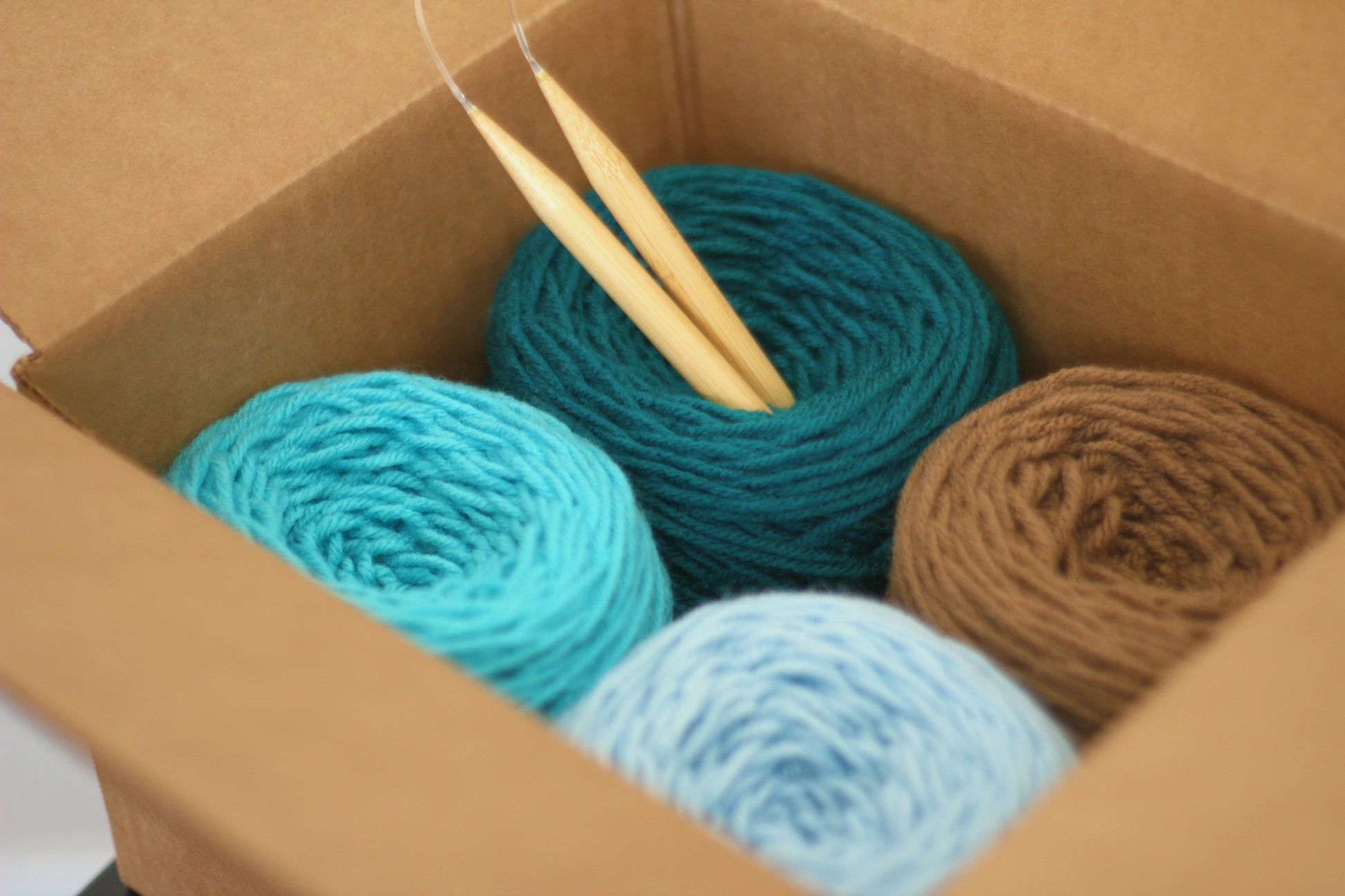 DIY Knitting kit - knit baby blanket in chevron pattern, newborn blanket, baby shower gift
