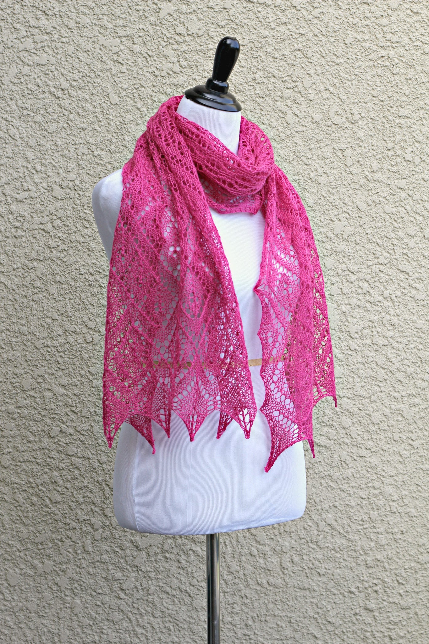 Knitted scarf