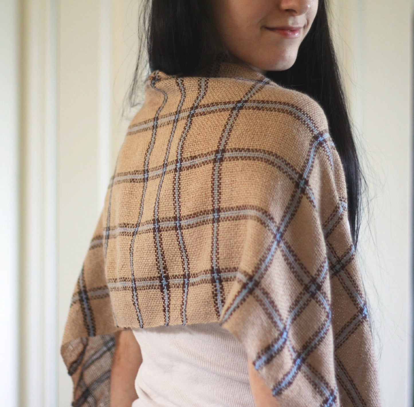 Beige woven wrap