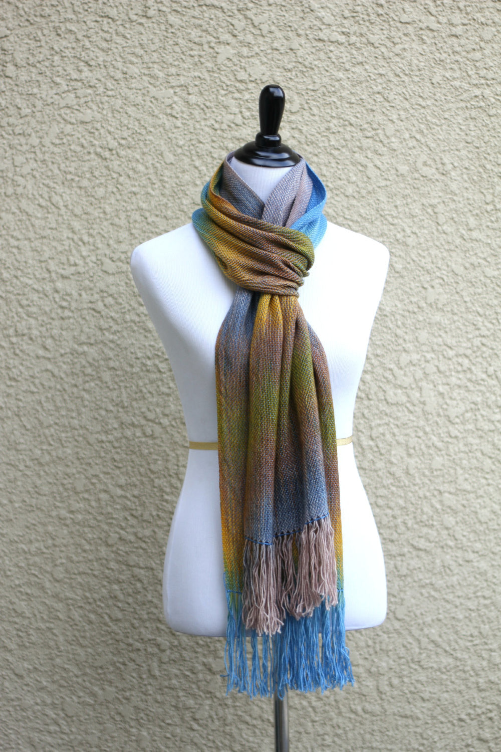 Woven scarf