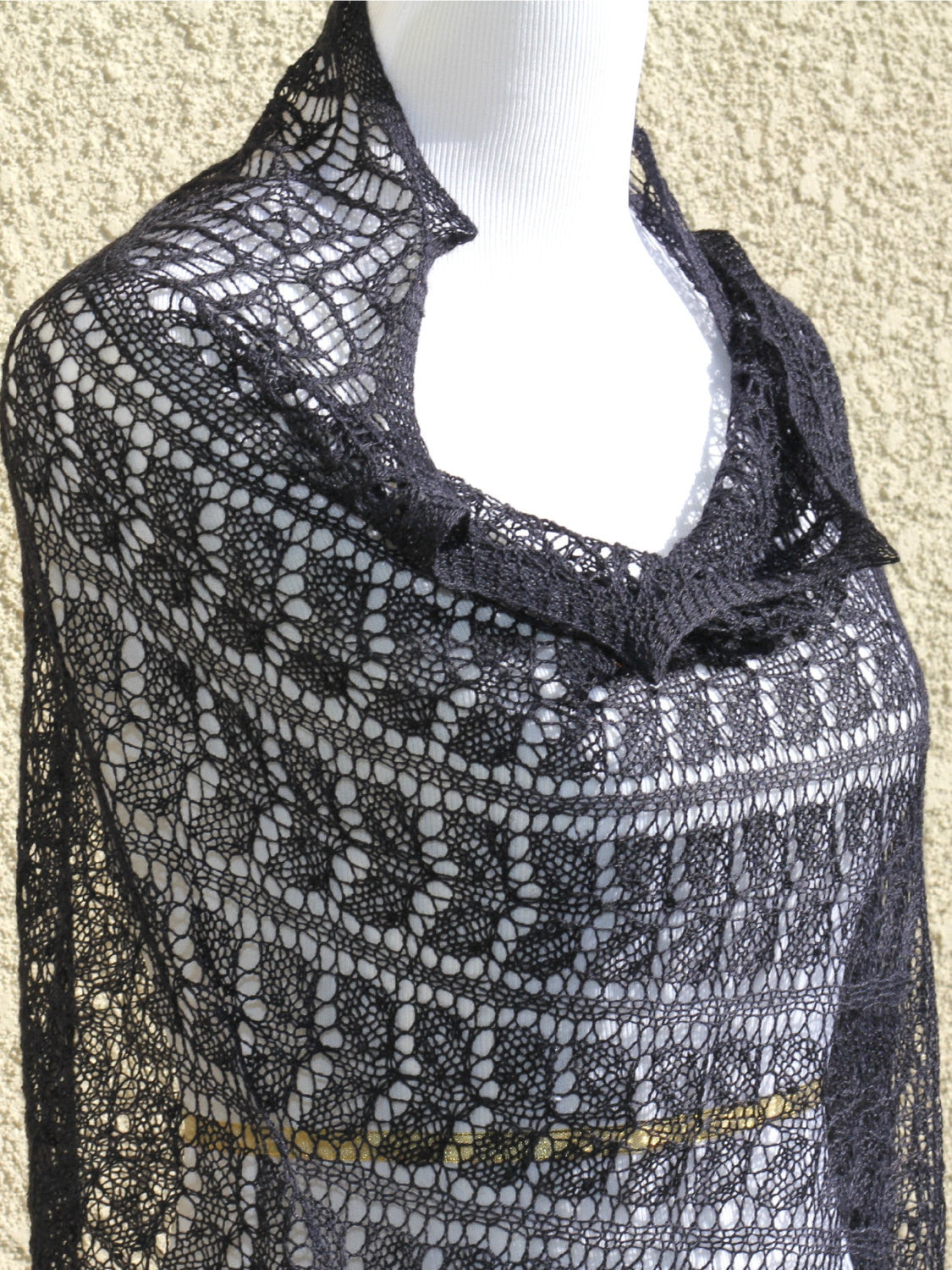 Black knit stole