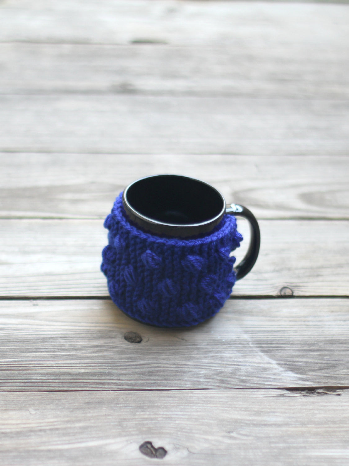 Knit pattern mug cozy with nupps, cup cozy, bobbles cup cozy DIY knitted tutorial, knitted pattern