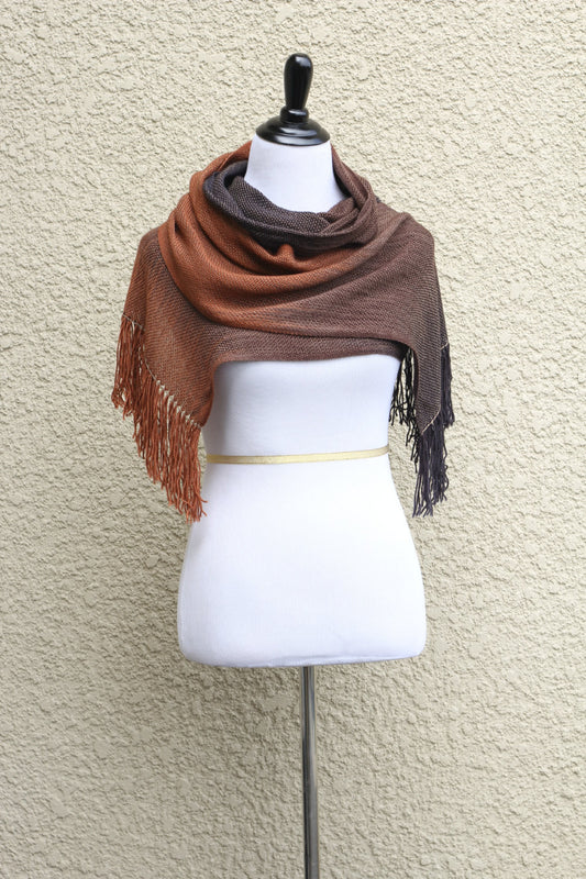 Brown woven wrap