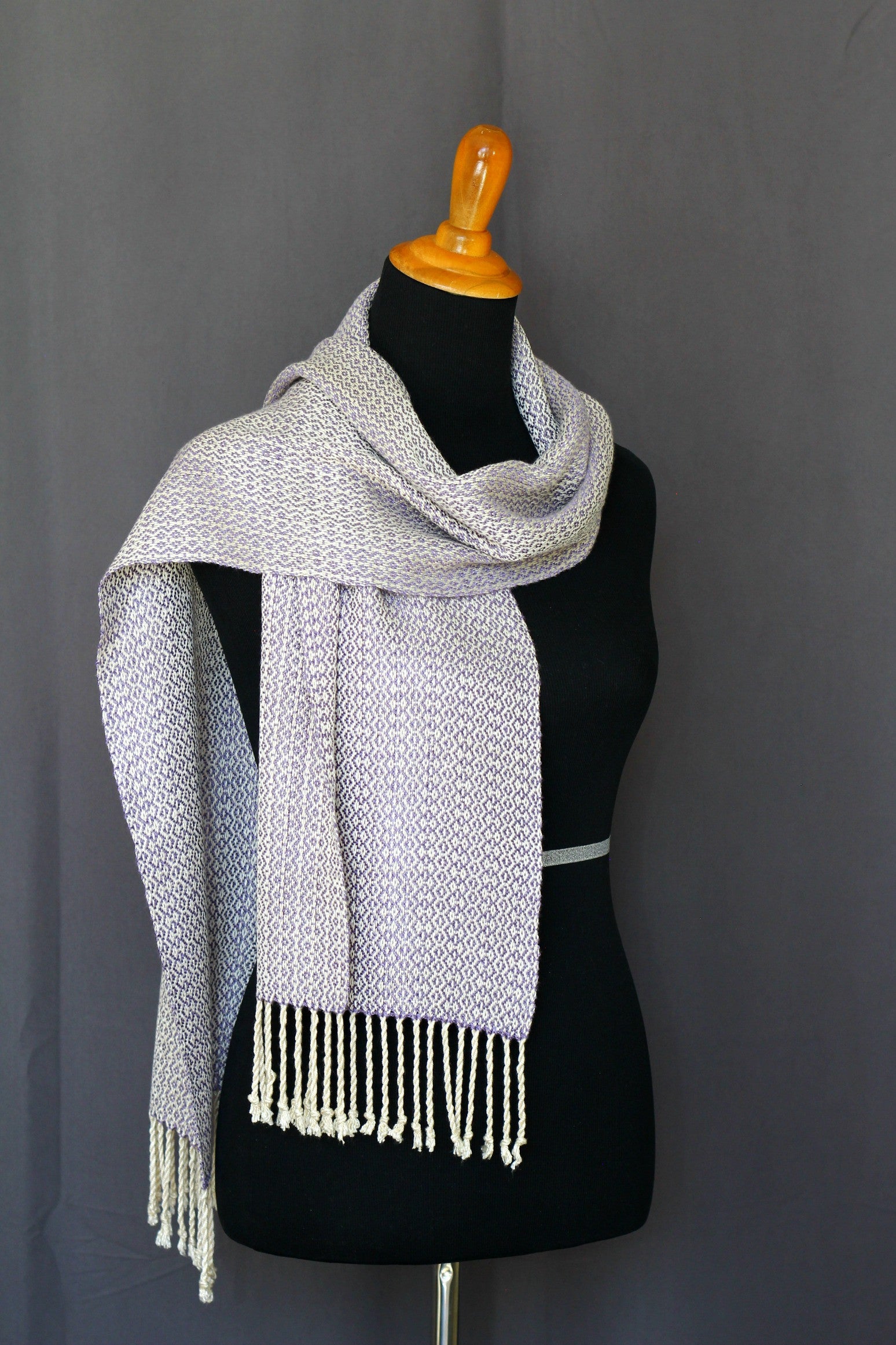 Woven scarf in violet colors, bamboo scarf, summer scarf, long scarf with fringe