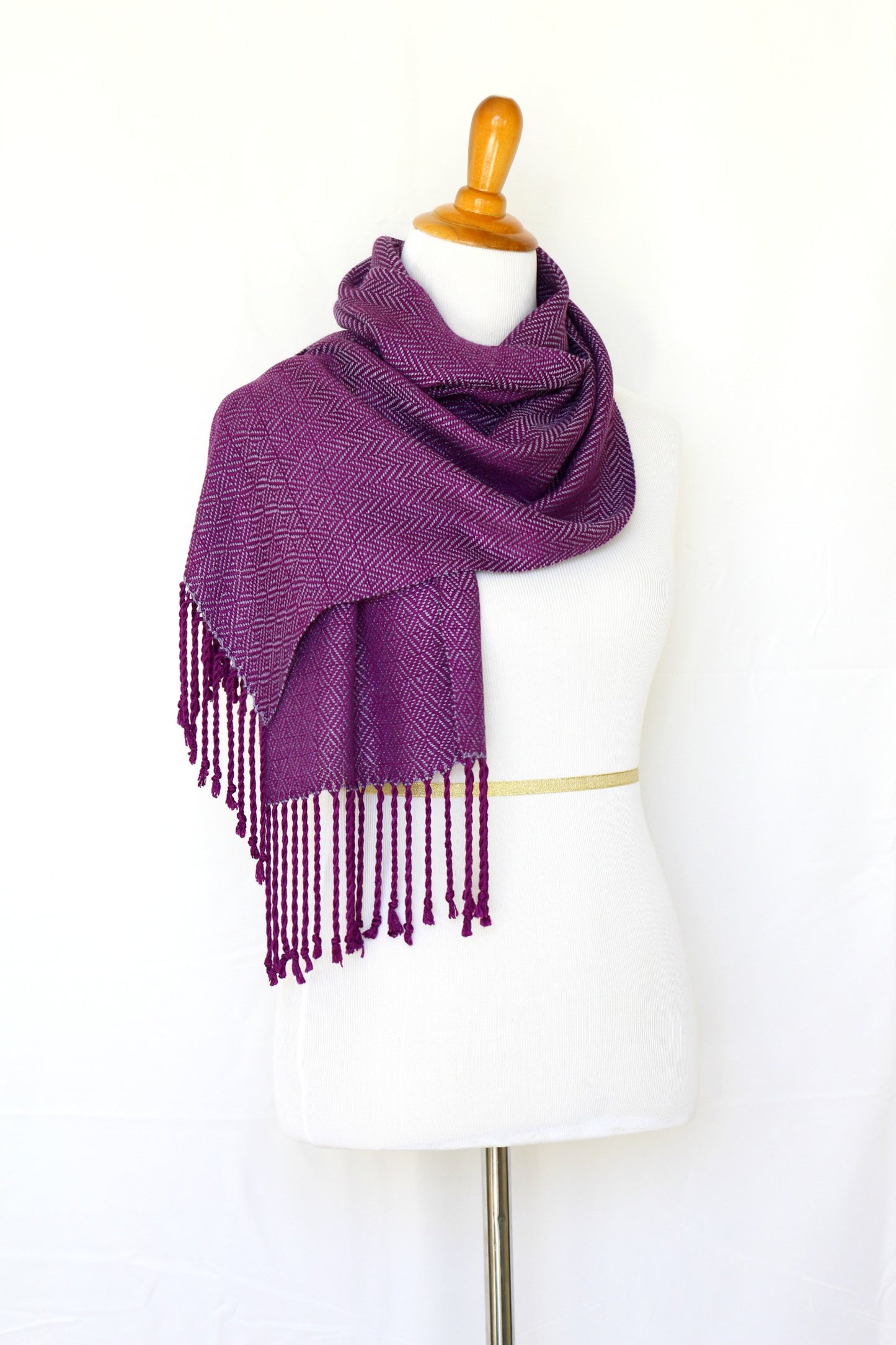 Woven scarf in purple colors, bamboo scarf, summer scarf, long scarf with fringe