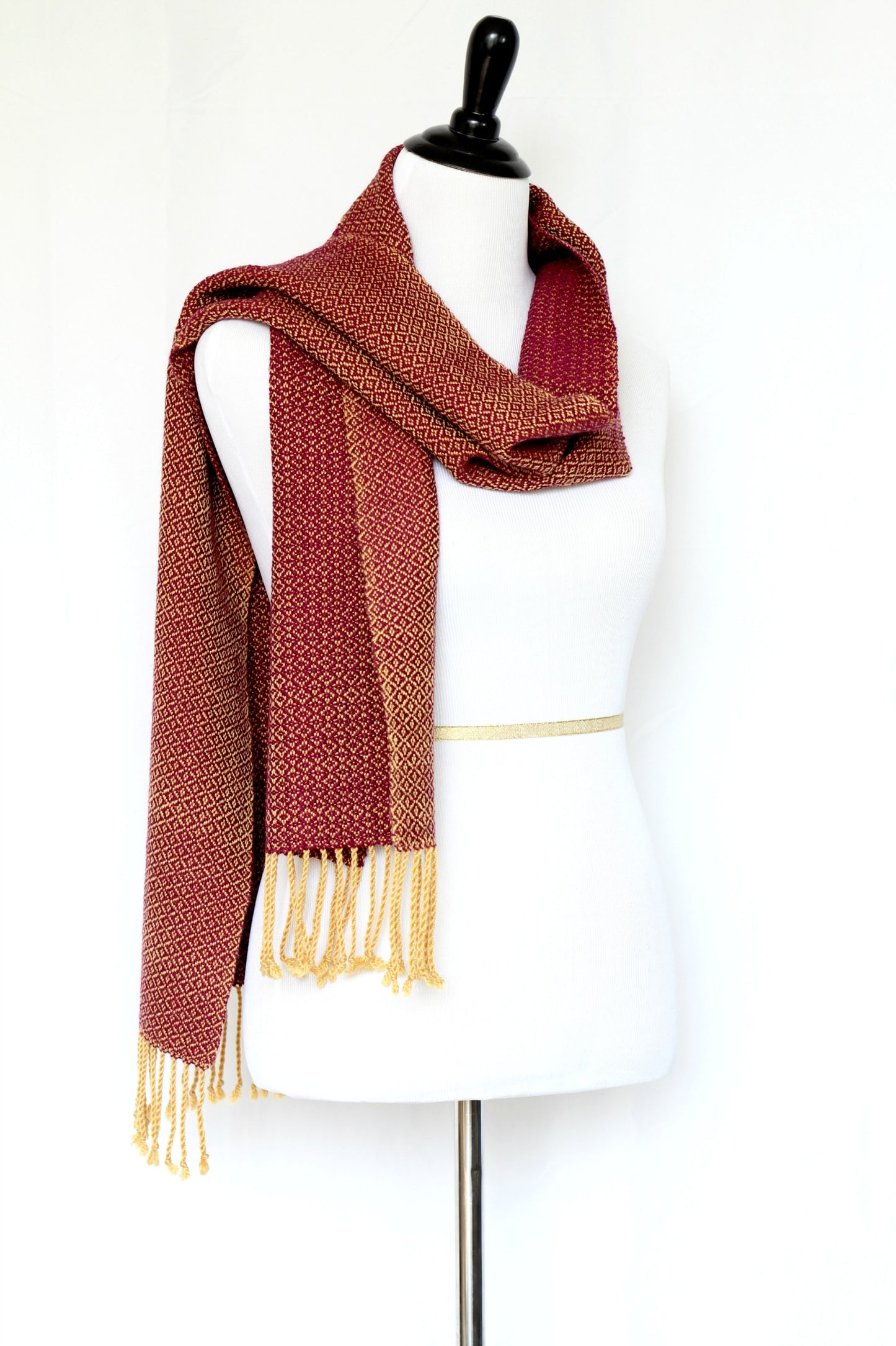 Woven scarf in mustard and purple colors in merino wool and tencel