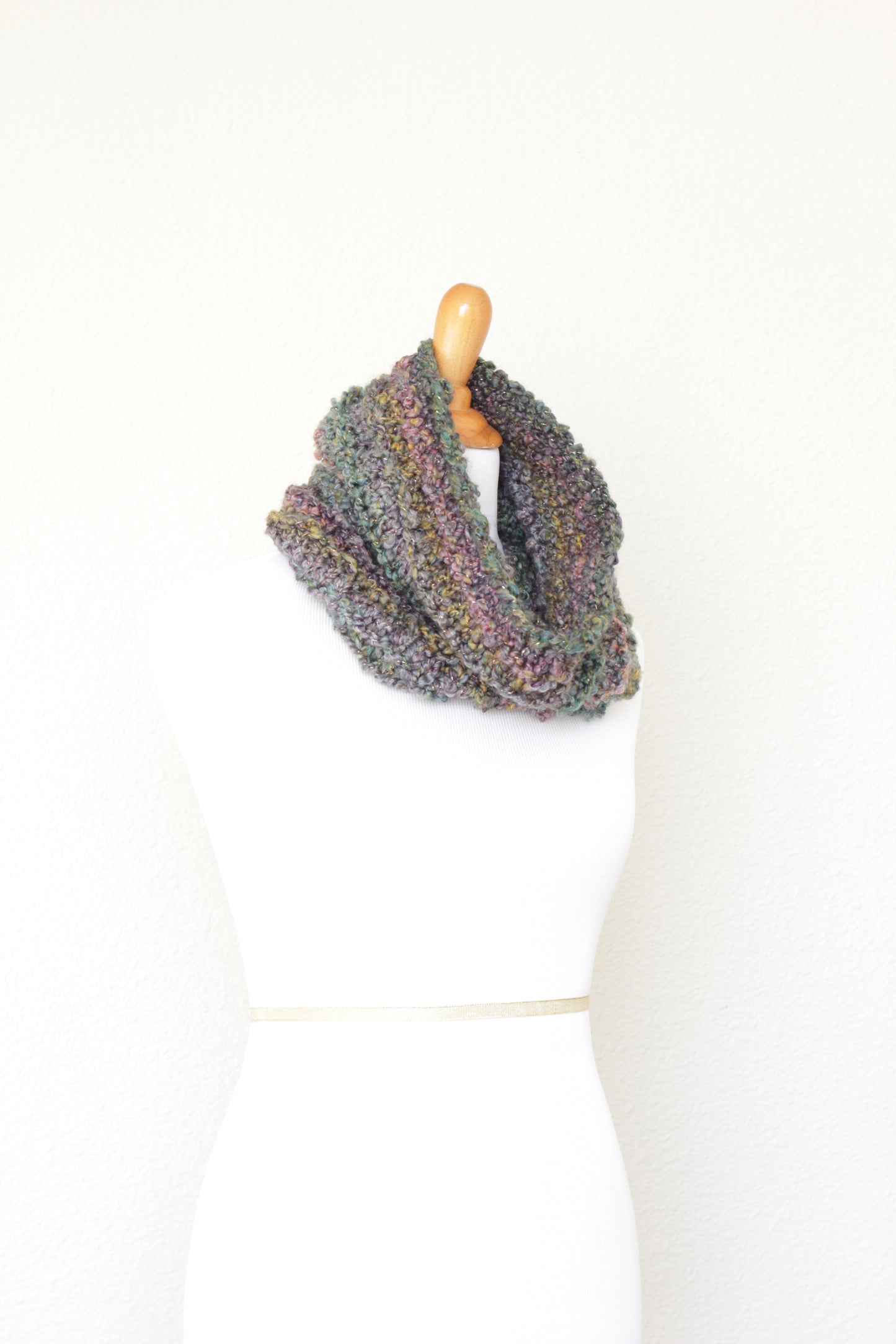 Crochet cowl in green and lavender colors, chunky infinity scarf - 4 colorways available