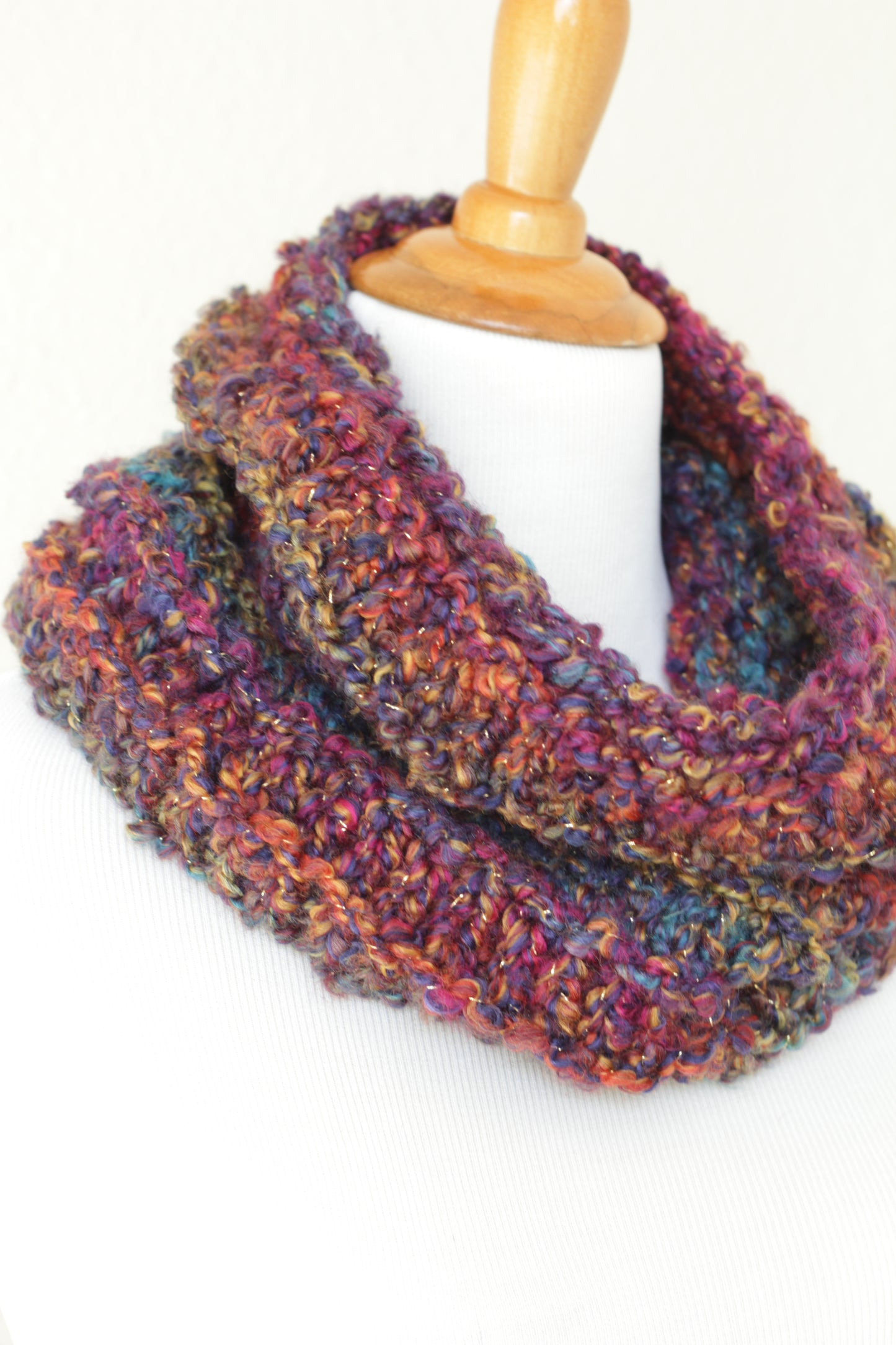 Crochet cowl in brown and grey colors, chunky infinity scarf - 4 colorways available