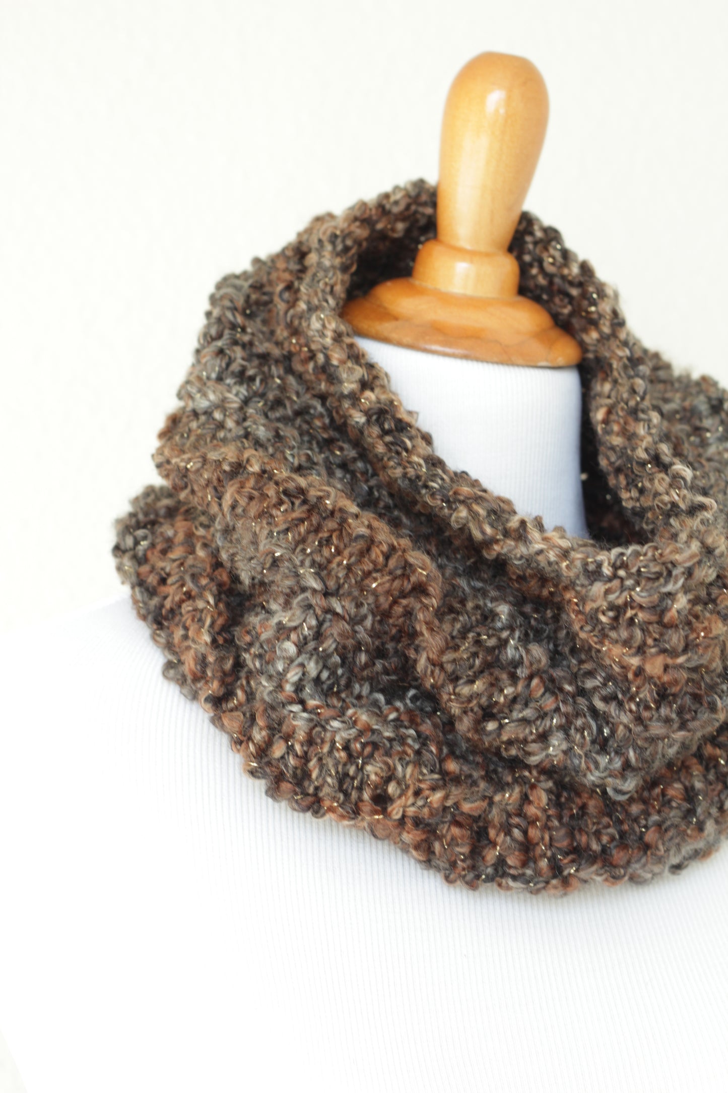 Crochet cowl in brown and grey colors, chunky infinity scarf - 4 colorways available