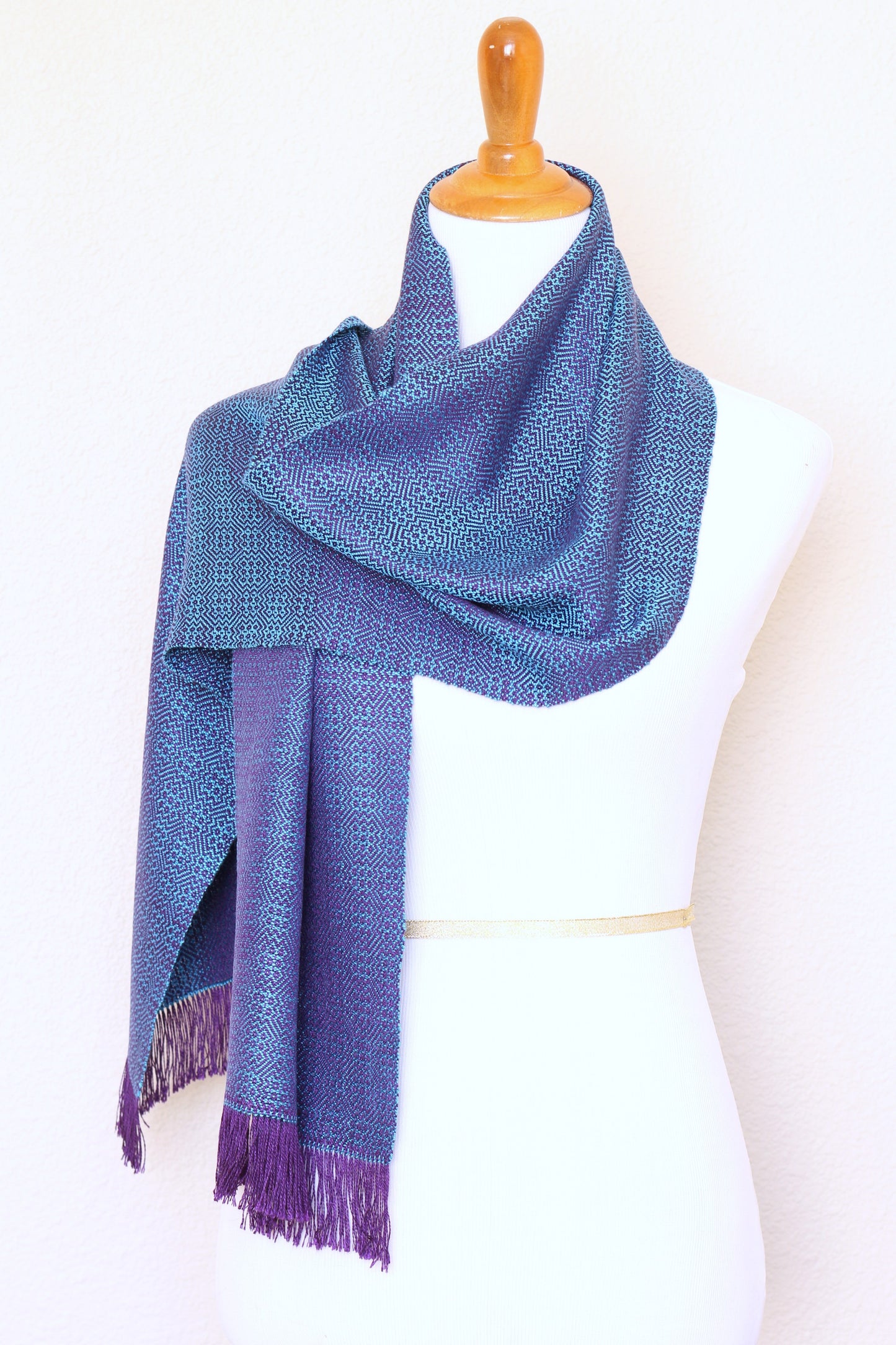 Woven scarf in blue and purple color, eucalyptus scarf with fringe
