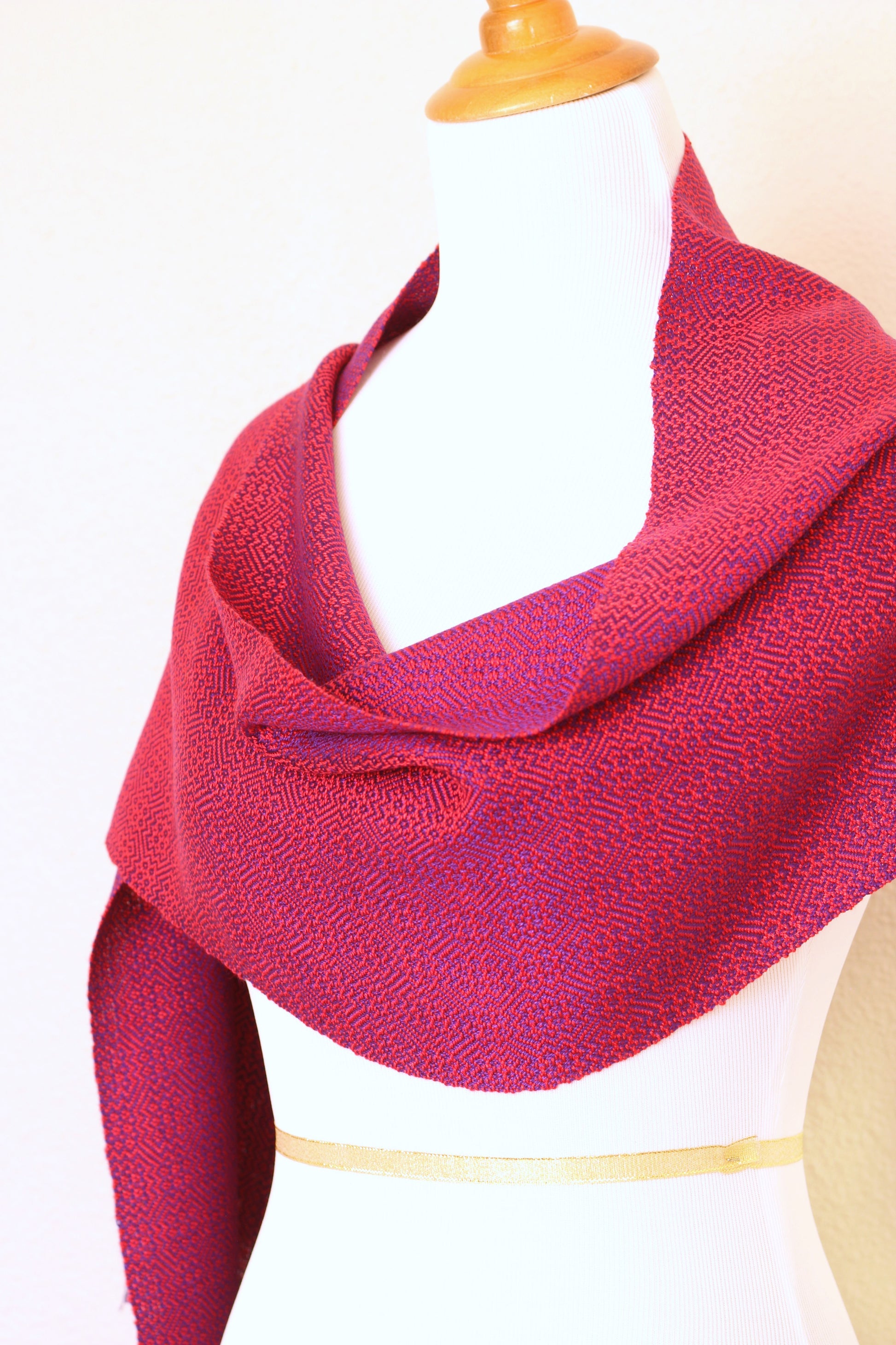 Woven scarf in red and purple color, eucalyptus scarf with fringe