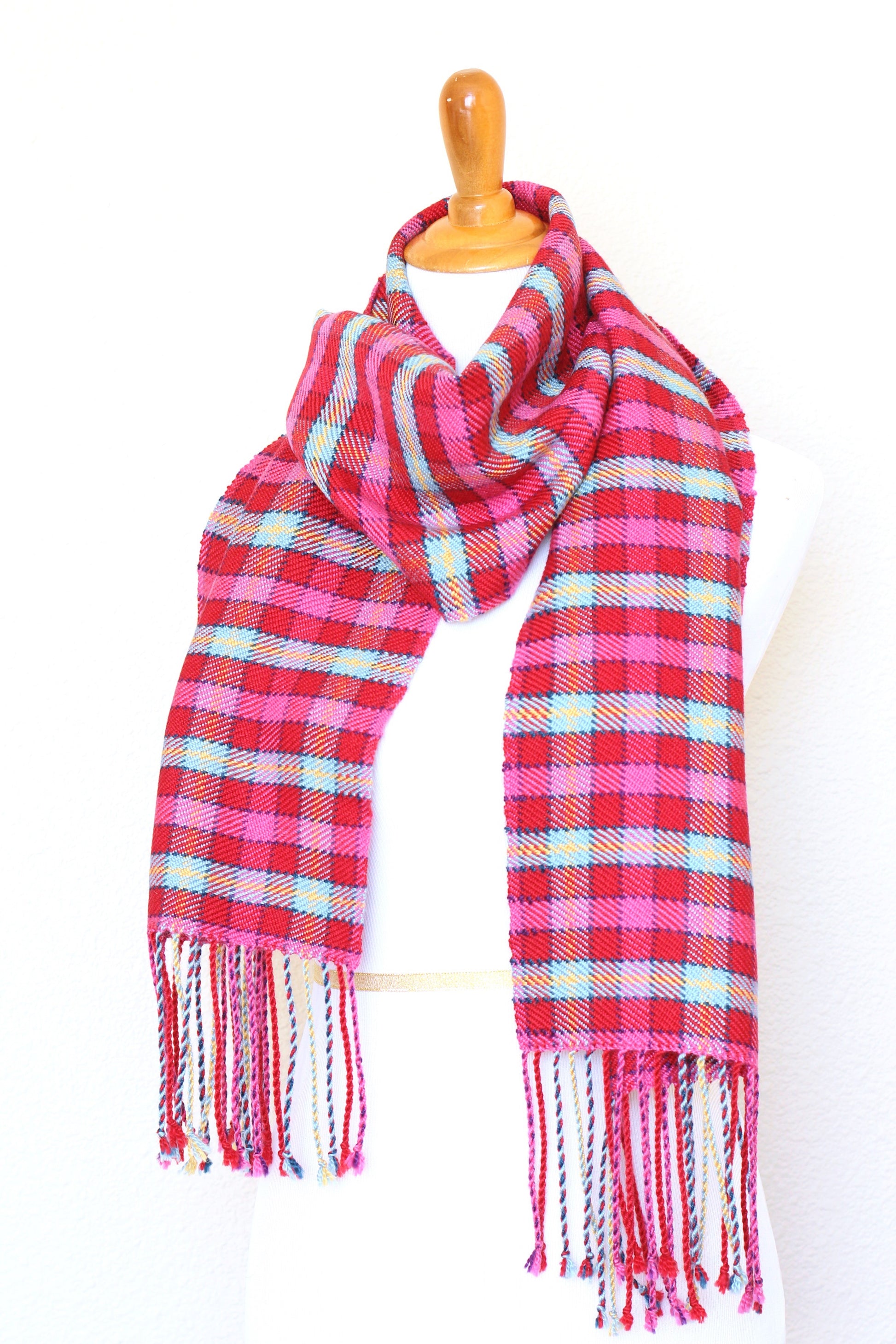 Woven tartan scarf in pink fuchsia and blue colors, long scarf with fringe