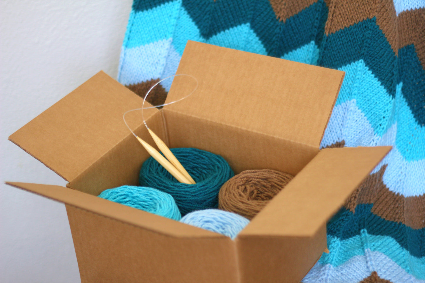DIY Knitting kit - knit baby blanket in chevron pattern, newborn blanket, baby shower gift