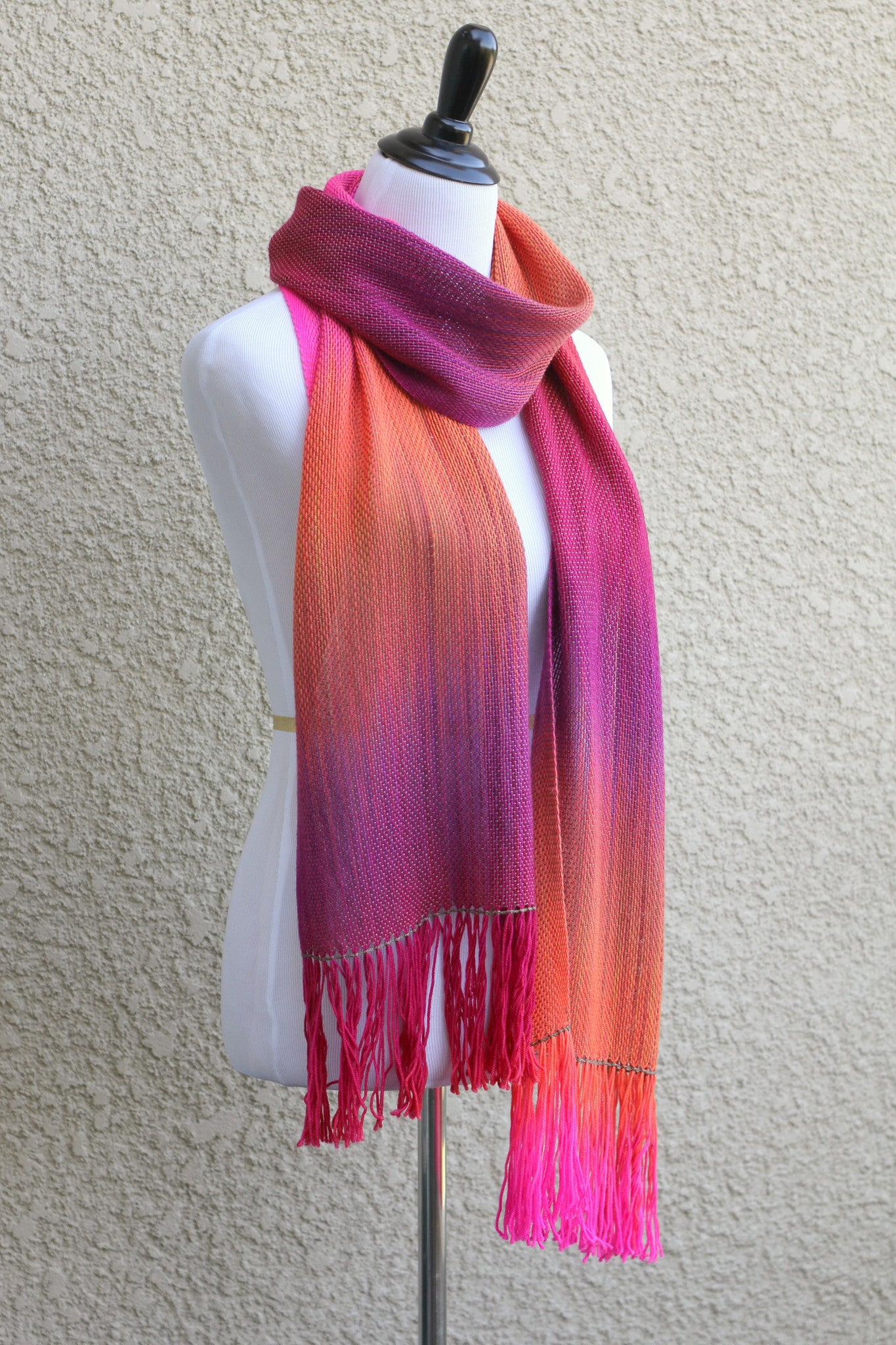 Woven scarf for women