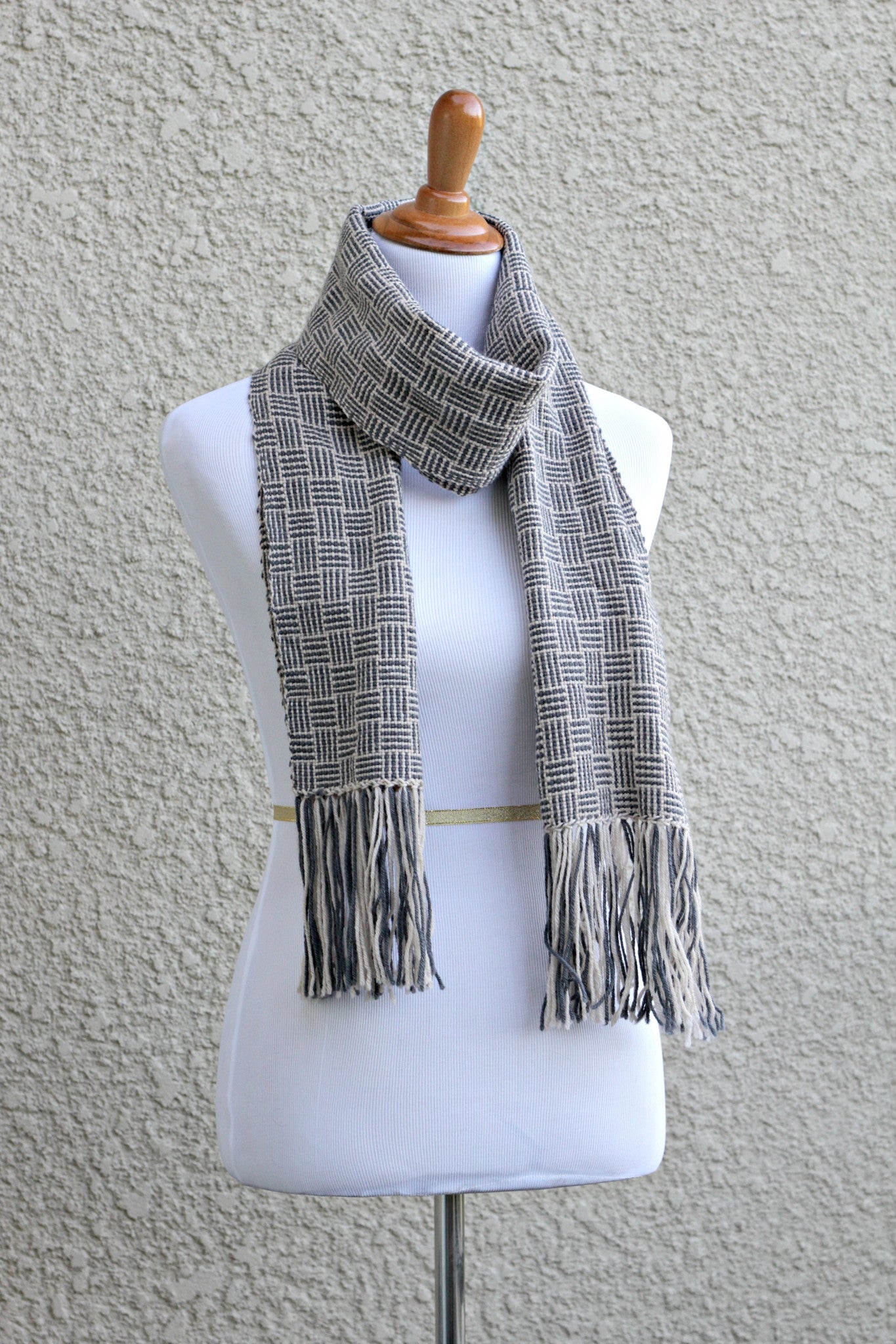 Grey woven scarf