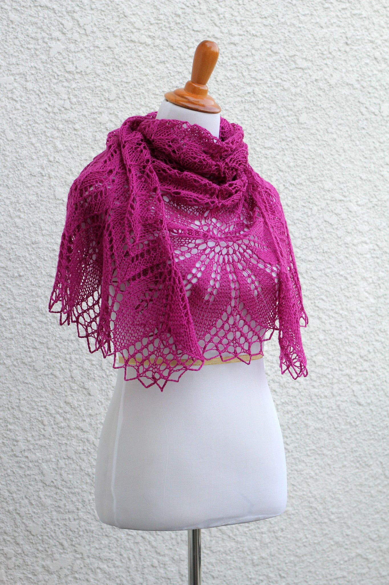 Fuchsia lace wrap