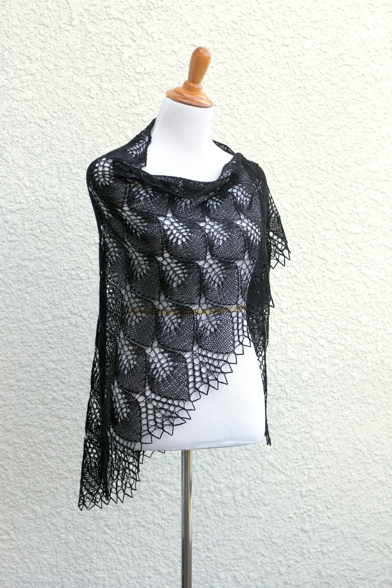 Knit shawl in black lace, knitted shawl, gift for her