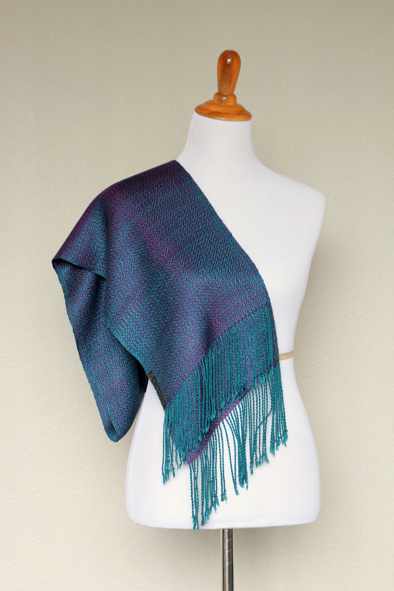 Woven scarf, chameleon scarf in teal and purple colors, long scarf with fringe