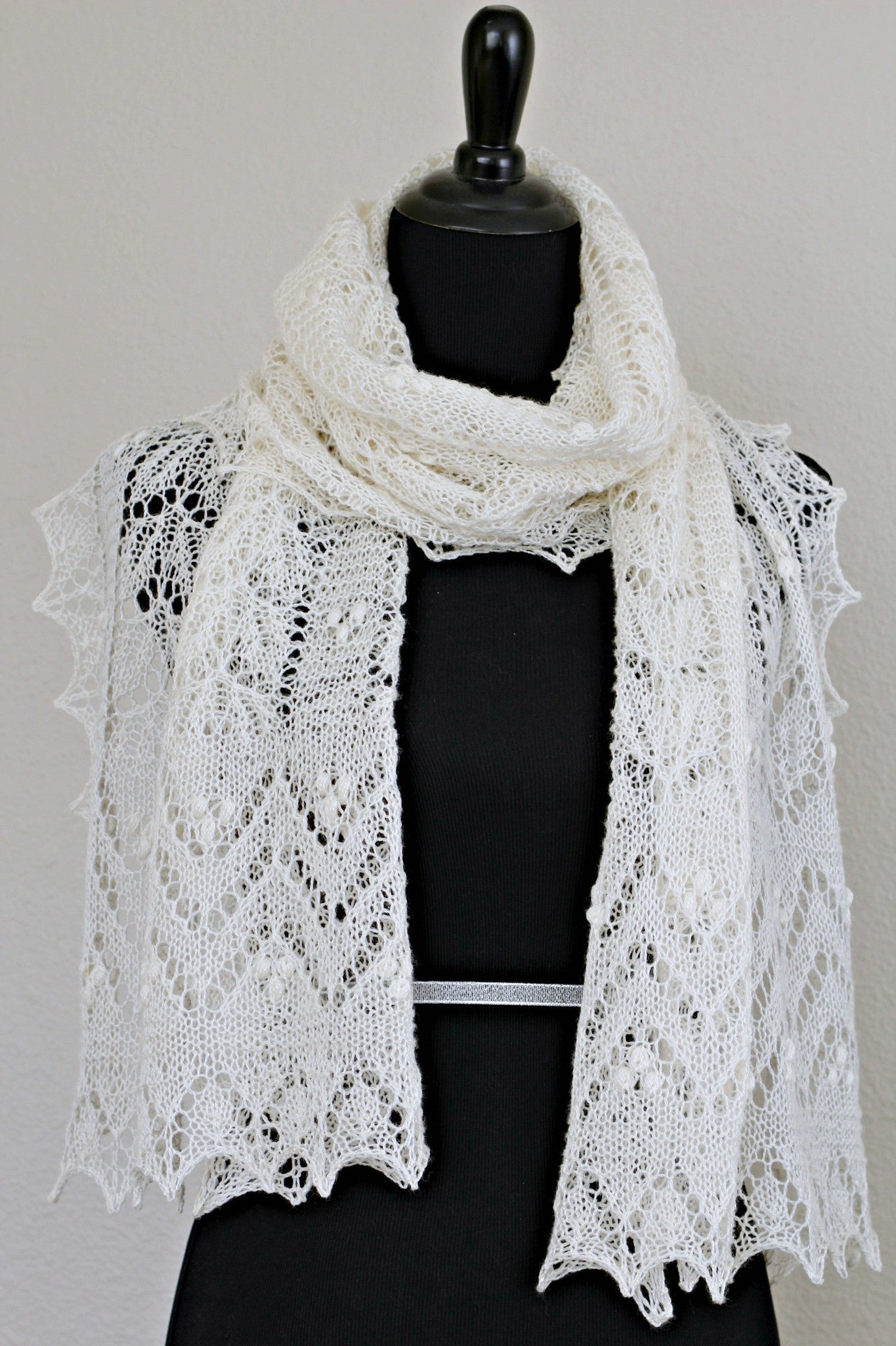 Wedding shawl, bridal shawl, lace shawl in ivory color