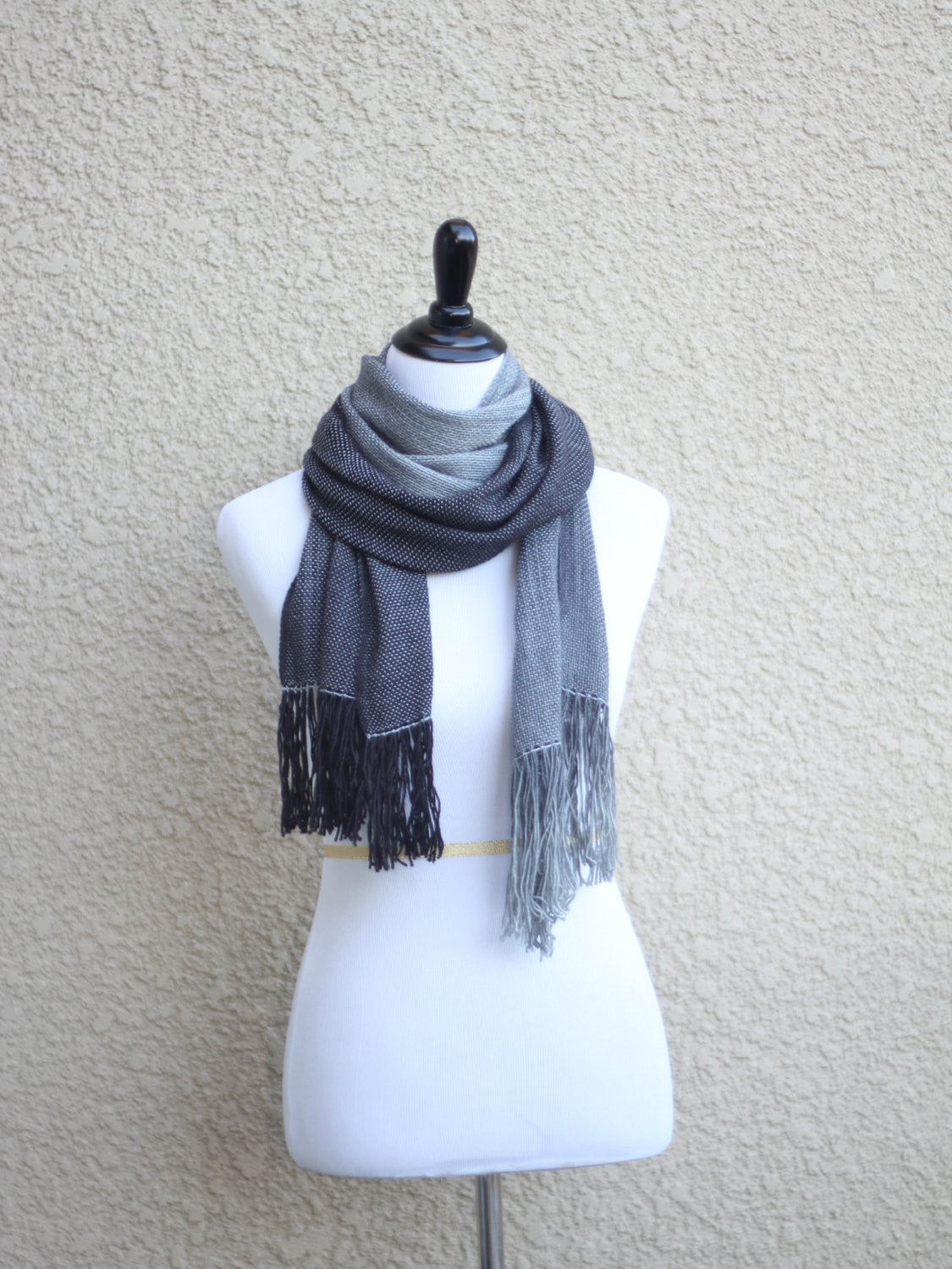 Grey woven scarf