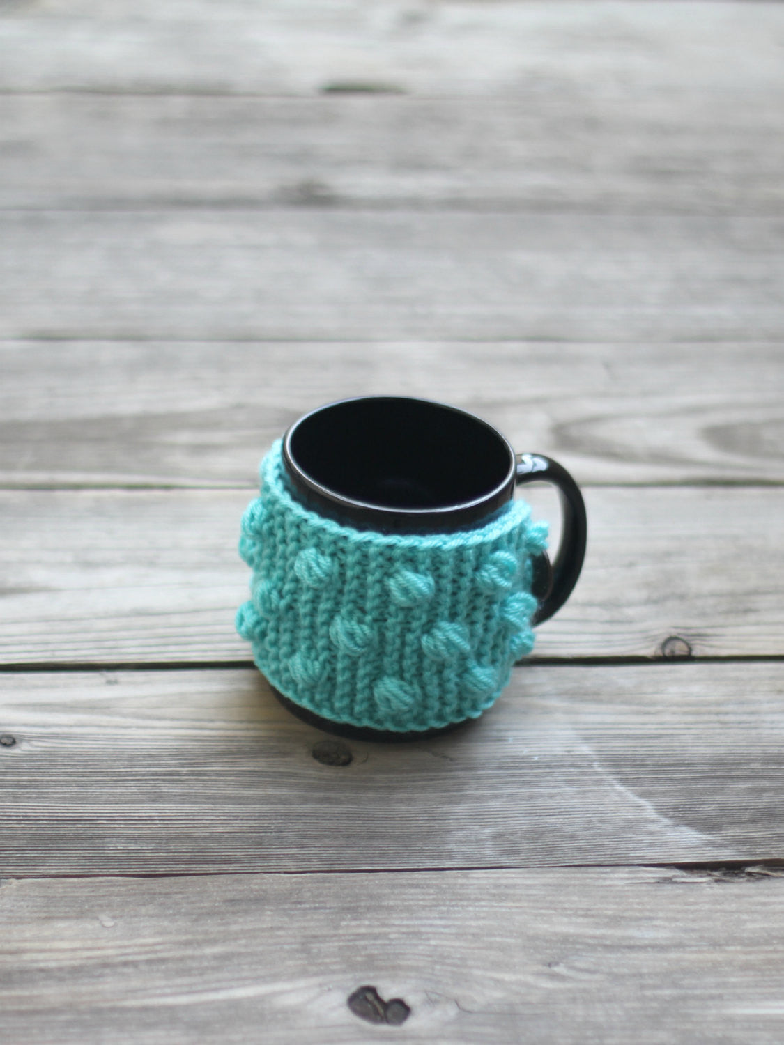 Knit pattern mug cozy with nupps, cup cozy, bobbles cup cozy DIY knitted tutorial, knitted pattern